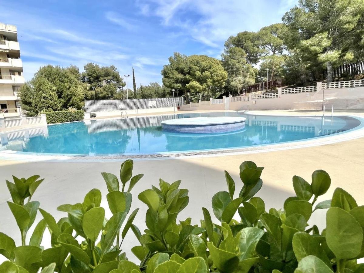 Luminoso Apartamento En Salou Con Terraza Y Parque Infantil Ideal Familias Εξωτερικό φωτογραφία