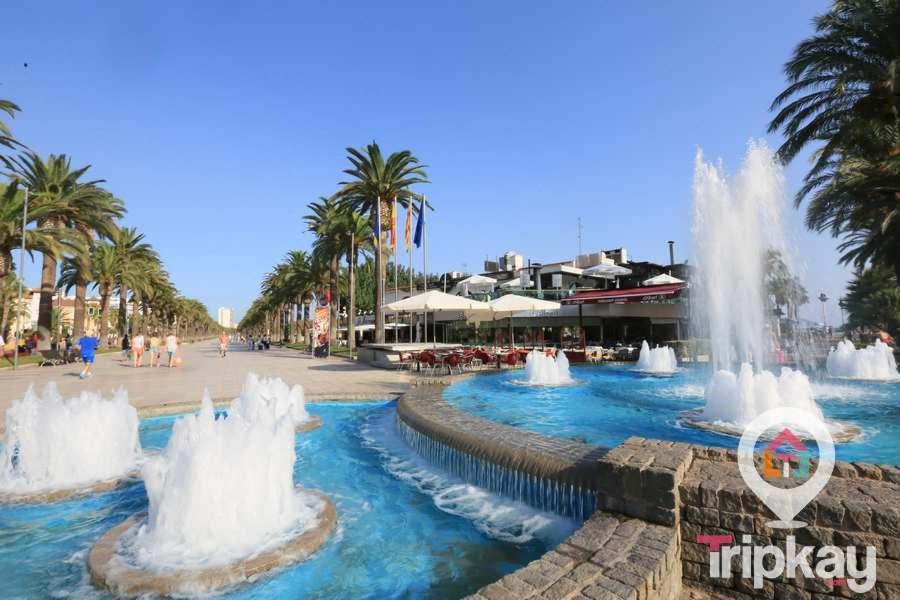 Luminoso Apartamento En Salou Con Terraza Y Parque Infantil Ideal Familias Εξωτερικό φωτογραφία