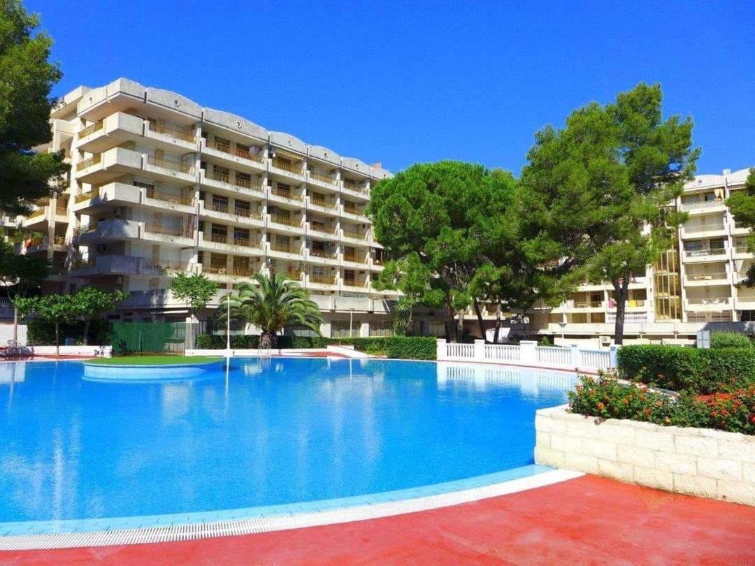 Luminoso Apartamento En Salou Con Terraza Y Parque Infantil Ideal Familias Εξωτερικό φωτογραφία