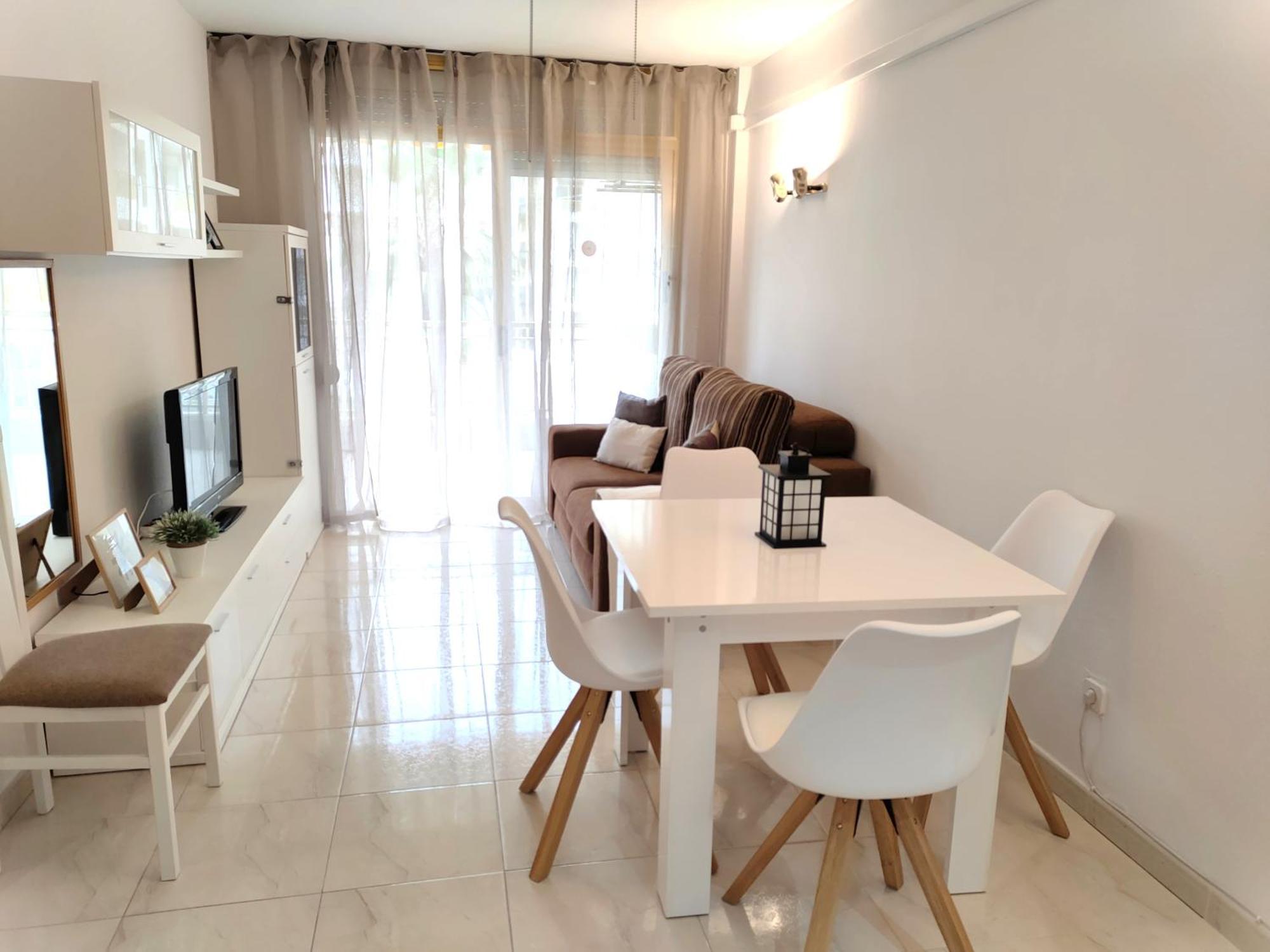 Luminoso Apartamento En Salou Con Terraza Y Parque Infantil Ideal Familias Εξωτερικό φωτογραφία