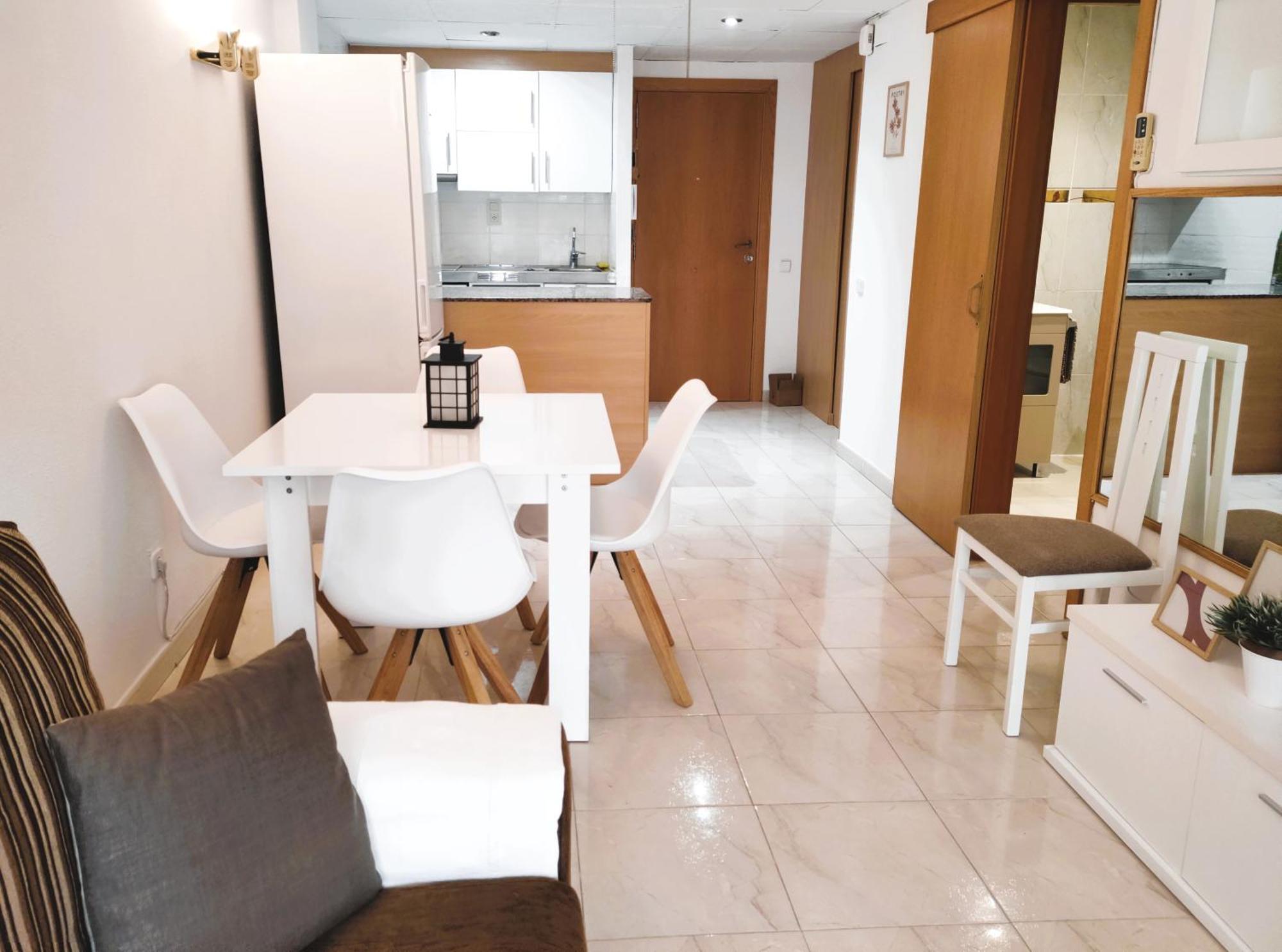 Luminoso Apartamento En Salou Con Terraza Y Parque Infantil Ideal Familias Εξωτερικό φωτογραφία